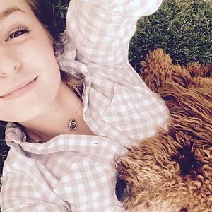 Meet your Posher, Bella